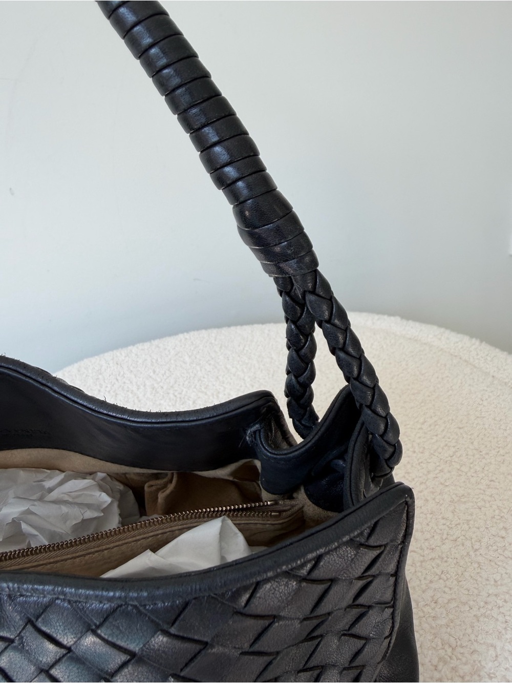 BOTTEGA VENETA vintage small hobo - Picture 7 of 16